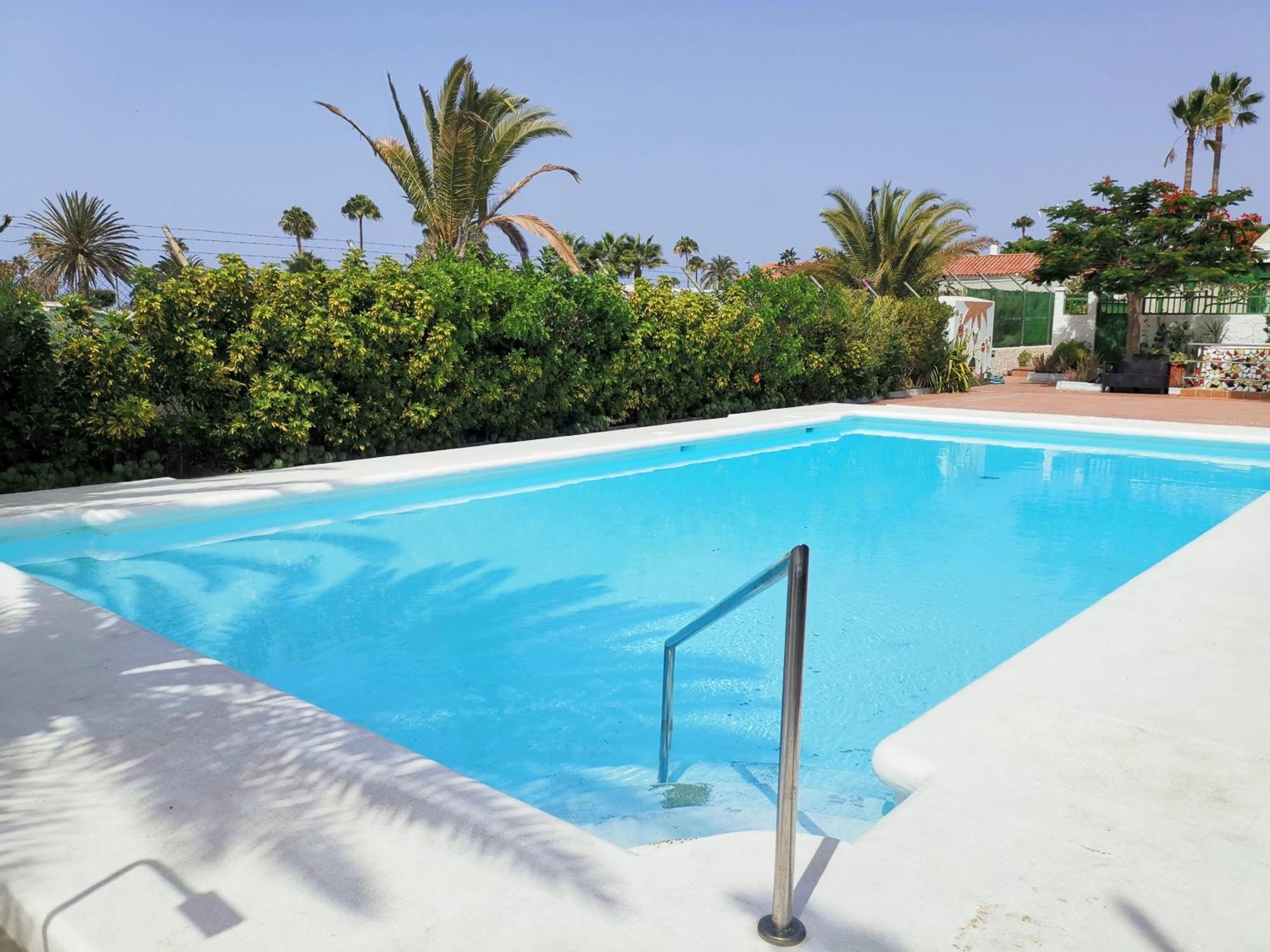 Club 14 By Pride Holiday Rentals Playa del Ingles  Exterior photo